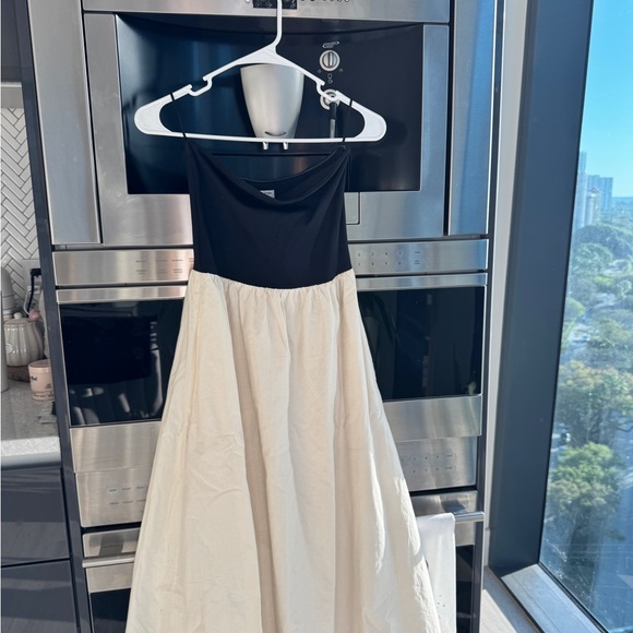 Aritzia Black Bodice Ivory A-Line Midi Dress - Picture 4 of 7